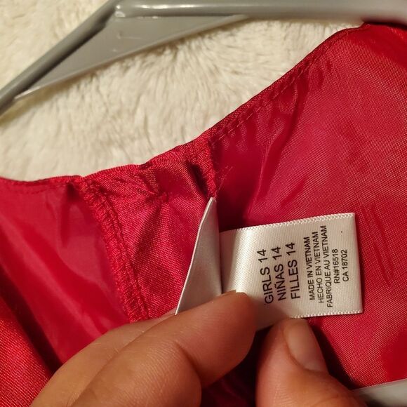 Emily west red dress - Picture 9 of 10